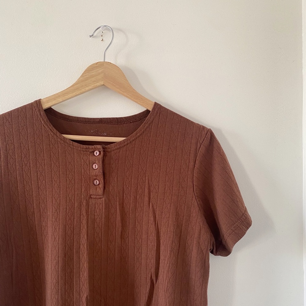 Brown top - Picture 3 of 3